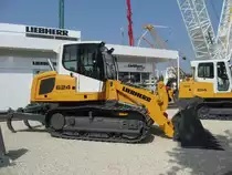 Liebherr LR 624 auf der Baumaschinenmesse Intermat in Paris (21.04.2009)