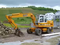 Liebherr A 902 am 11.05.2014 in Mertert (Lux.)