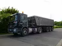 Mercedes-Benz Actros 1841 aufgenommen am 16.06.2013