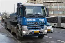 . Mercedes Benz Arocs,gesehen in den Stra�en der Stadt Luxemburg. Januar 16
