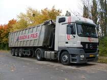 Mercedes-Benz Actros 1844 am 05.10.2008 in der Nähe von Besch