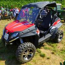 Cfmoto, Mehrzweckfahrzeug aus China, Allradantrieb, V2-Zyl.Dieselmotor, Glottertler Schleppertreffen, Aug.2015