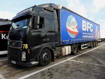 VOLVO FH 440 auf einem Rastplatz nächst Mangona; 151021