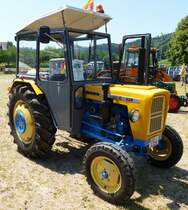 Ursus C-328, leichter polnischer Ackerschlepper, Bj.1963-68, Schleppertreffen Bottenau, Juni 2015