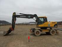 Volvo EW 180C am 15.11.2008 in der Nähe von Konz-Könen