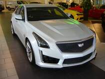 Cadillac CTS-V der dritten Generation ab 2015. Mit diesem Modell will die GM-Division Cadillac, ganz groß heraus kommen. Der V8-motor leistet 649 PS aus 6.2 Liter Hubraum. Die Höchstgeschwindigkeit liegt bei 320 km/h. Düsseldorf am 21.02.2016.