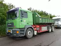 MAN 26.414 auf einem Parkplatz bei Luxembourg, 23.06.2015