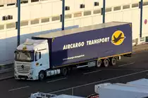 Mercedes LKW von AirCargo Transport gesehen am Flughafen Düsseldorf 27.2.2016