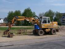 Liebherr A 902 am 07.05.2006 in Trier-Pfalzel