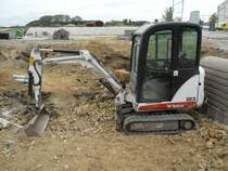 Bobcat X 323J am 04.10.2009 in der Nähe von Strassen (Lux.)