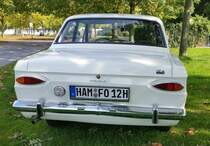 Ford 12 M P 6 EZL : 4 / 1968 12 Volt mit Handschaltung 4 Gang 50 PS 1288 ccm
Aufnahmedatum : 9 / 2015

