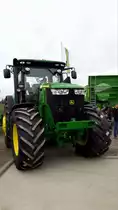 John Deere 7230R zusehn auf der Kotschenreuther Hausmesse in Zeulenroda-Triebes am 08.03.16