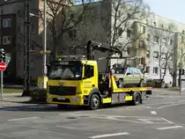 ADAC/Safar Mercedes Benz Atego Abschlepper am 18.03.16 in Frankfurt am Main 