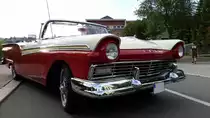 Ford Fairlane 500 Sunliner Convertible aus dem Jahr 1957 in Zeulenroda. Foto 30.8.15