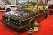 VW Golf 1 Cabrio Cappuccino auf der Essen Motor Show 2015.