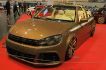 VW Golf VI Cabrio auf der Essen Motor Show 2015.