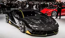 Lamborghini Centenario, gesehen auf dem Autosalon genf 2016. Auffälliges Auto und schöne Arbeit von Lamborghini, ich persönlich habe aber mehr auf das hunderte Geburtsjahr von Ferruccio Lamborghini erwartet, als ein getunerter Aventador.