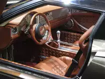 Spyker C8 Preliator (Interieur), gesehen auf dem Autosalon Genf 2016.
Den Endpreis von ca 330.000 Euro zahlt man nicht unbedingt für die  ausgezeichnete  Fahrleistungen (0-100 in 3,7 Sek, 525 Ps) sondern für die Exklusivität und Einzigartigkeit!