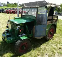 Sulzberger, Baujahr 1950, 1-Zyl.Dieselmotor mit 11PS, wurde insgesamt nur f�nfmal gebaut, Schleppertreffen Freiamt, Juni 2015