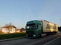 DAF XF 105.480 von Singler auf der B143 in Richtung Deutscher Grenze; 160314