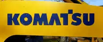 KOMATSU, Schriftzug an einem Radlader der japanischen Firma, ist der zweitgr��te Hersteller von Baumaschinen weltweit, M�rz 2016