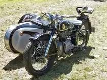 Simson AWO 425 Touren Gespann mit Elastikbeiwagen (ab 1959) vom Fahrzeugbau Stoye Leipzig beim AWO-Treffen in Lunzenau 2009.