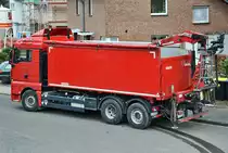 MAN TGX 26.440 mit Bordkran bei Euskirchen - 11.02.2016