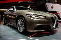 Alfa-Romeo Giulia, gesehen auf dem Autosalon Genf 2016.
