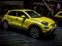 Fiat 500X, ausgestellt auf dem Autosalon Genf, 2016.