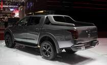 Fiat Fullback (Rückansicht), gesehen auf dem Autosalon Genf 2016.