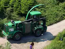 ALBACH SILVATOR-2000, am Weg zum nächsten Häckseleinsatz; 150516