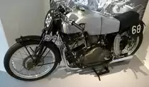 NSU 500 Kompressor Rennmaschine, Baujahr 1950, 2-Zyl.-Twin-4-Taktmotor mit 499ccm und 98PS, Vmax.240Km/h, NSU-Museum, Sept.2015