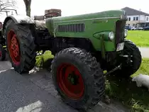 FENDT-Favorit3, musste gerade für ein dringendes Problem eines Vierbeiners herhalten; 160403