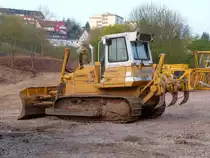 Liebherr PR 712 Litronic auf der Baustelle für das neue Saar-Mosel-Bad in Konz, 30.03.2014