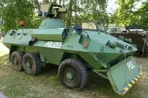 Mowag, gepanzertes Fahrzeug der Schweizer Polizei, ausgestellt beim 6.Internationalen Milit�rfahrzeugtreffen im Schweizerischen Milit�rmuseum in Full, Juli 2015
