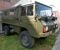 Pinzgauer, ausgestellt beim 6.Int.Milit�rfahrzeugtreffen im Schweizerischen Milit�rmuseum Full, Juli 2015