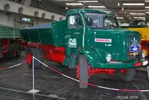 Ein Henschel H 140 auf der Nutzfahrzeugmesse Hannover 2008.