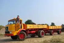 Ein Krupp LF 980 vor dem Abkippen in der Kiesgrube Lutzhorn 2014.