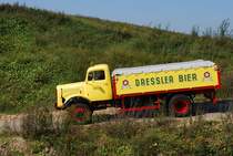 Wahrscheinlich ein Mercedes L 3500 als Getränkelaster in Lutzhorn im August 2011.