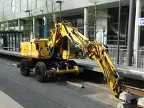 ATLAS 1404 Zweiwegebagger am 14.04.16 in Frankfurt am Main