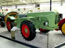 BTG TD 60 712, 52 PS, 3400 ccm, Bj. 1962/63 von  Bayrische Traktoren- und Fahrzeugbau GmbH , gesehen im Traktorenmuseum Paderborn im April 2016