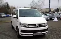 Der neue VW T6 Multivan war zusehn beim 1. Autofrühling im Gewerbepark Langenwolschendorf. Foto 20.03.16