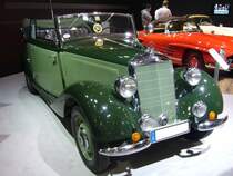 Mercedes Benz W136 170V Cabriolet B. 1936 - 1940. Dieses Cabriolet B aus dem ersten Produktionsjahr hat einen 4-Zylinderreihenmotor, der aus 1697 cm³ Hubraum 38 PS leistet. Techno Classica Essen am 09.04.2016.
