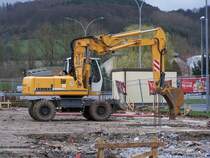 Liebherr A 904 Litronic am 02.04.2006 in der Nähe von Luxembourg