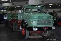 Ein Mercedes 1624 Kipper in Hannover im Oktober 2008.