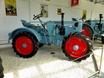 Eicher, gesehen im Traktorenmuseum Paderborn im April 2016