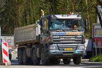 . DAF CF Lkw, rangiert auf einer Baustelle.  20.04.2016