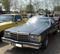 Ein mir unbekannter Oldtimer bei einen US Car/Oldtimer Treffen am 01.05.16 in Frankfurt am Main Bergen Enkheim