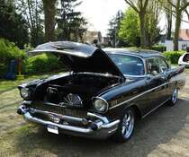 Ein Chevrolet BEL AIR bei einen US Car/Oldtimer Treffen am 01.05.16 in Frankfurt am Main Bergen Enkheim