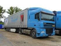 DAF XF 95 430 am 05.10.2008 in der Nähe von Besch